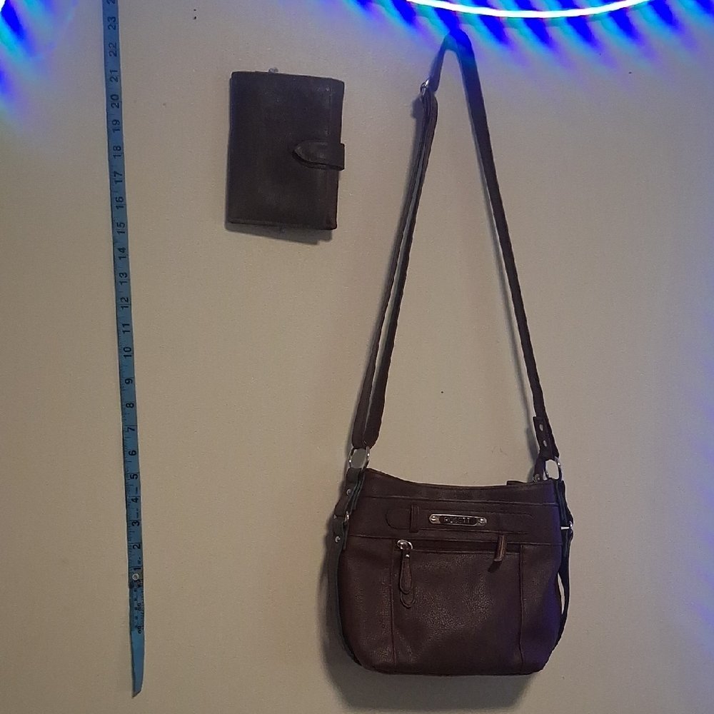 Chic Purple Crossbody Bag with Leather Finish